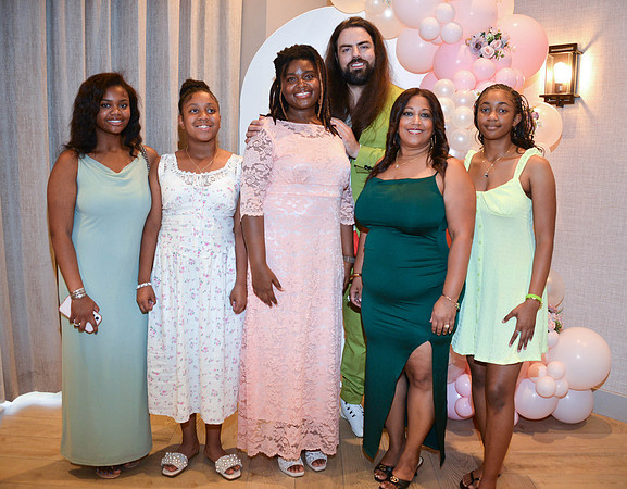 20240815-DeborahShower_135